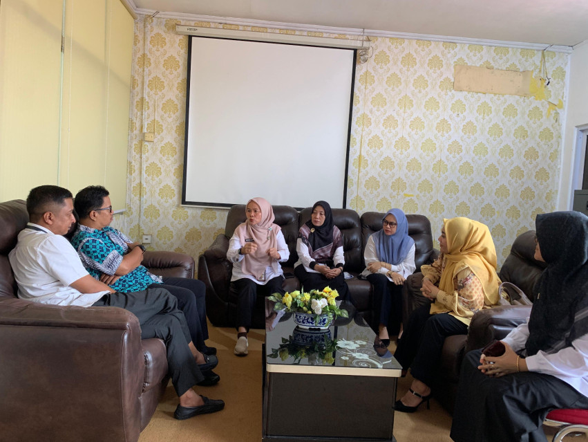 Bawaslu Riau Dorong Literasi Demokrasi Pelajar Lewat Program “Bawaslu Mengajar”