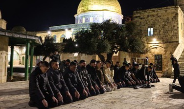 Tokoh Sayap Kanan Inggris Pura-pura Jadi Muslim Buat Masuk ke Al Aqsa
