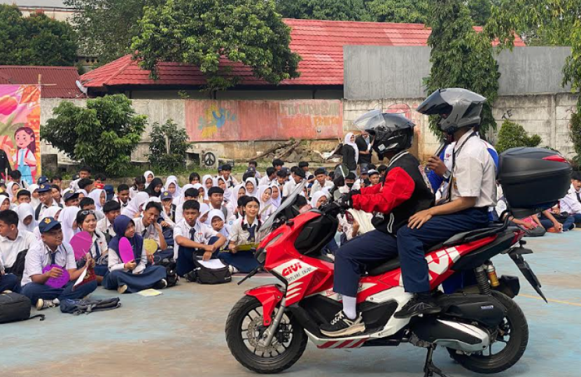 Masuk Tahun Ajaran Baru, Ribuan Pelajar SMK Dapat Edukasi Safety Riding