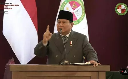 Prabowo Sebut Setiap Hari Luangkan 4 Jam untuk Belajar dan Baca Buku