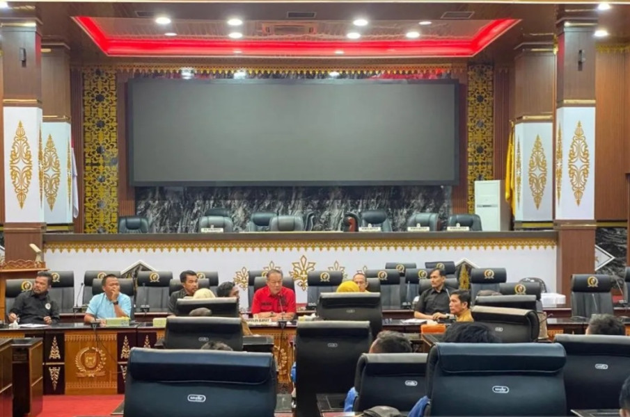 Belasan pegawai RSD Madani Pekanbaru adukan dugaan mutasi tak adil, Wali Kota terpilih disebut
