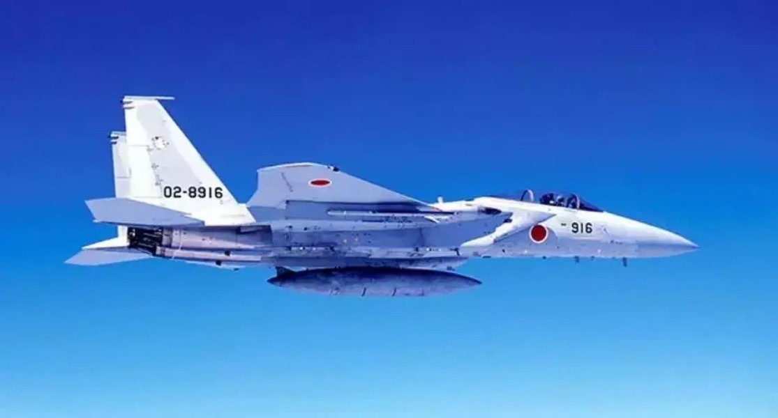 Jet Tempur China 2 Kali Kunci Radar F-15 Jepang di Langit Okinawa