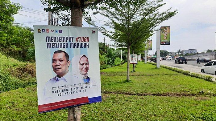 Meresahkan, Alat Peraga Sosialisasi Bacalon Kepala Daerah di Pekanbaru di pasang Sembarangan