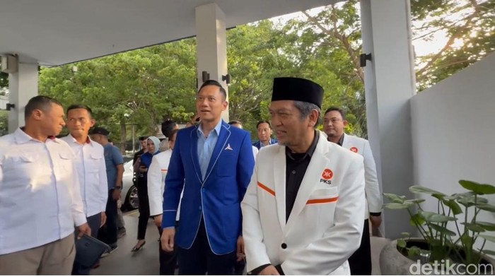 Presiden PKS Sambangi DPP Demokrat, Disambut AHY dan Ibas