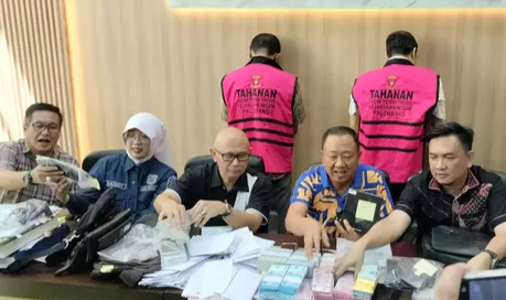 Seusai Terjaring OTT, Kadisnaker Sumsel Deliar Marzoeki Ditetapkan Tersangka