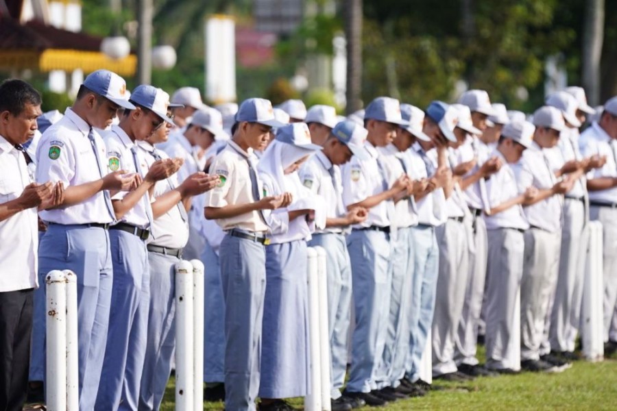 900 Siswa Sudah Daftar, Beasiswa Seragam Sekolah di Riau Masih Buka