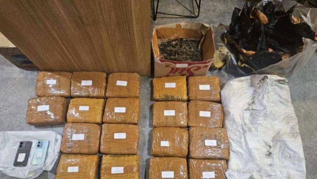 Polda Metro Jaya Gagalkan Peredaran Narkoba Jenis Ganja Seberat 18 kg di Jakbar