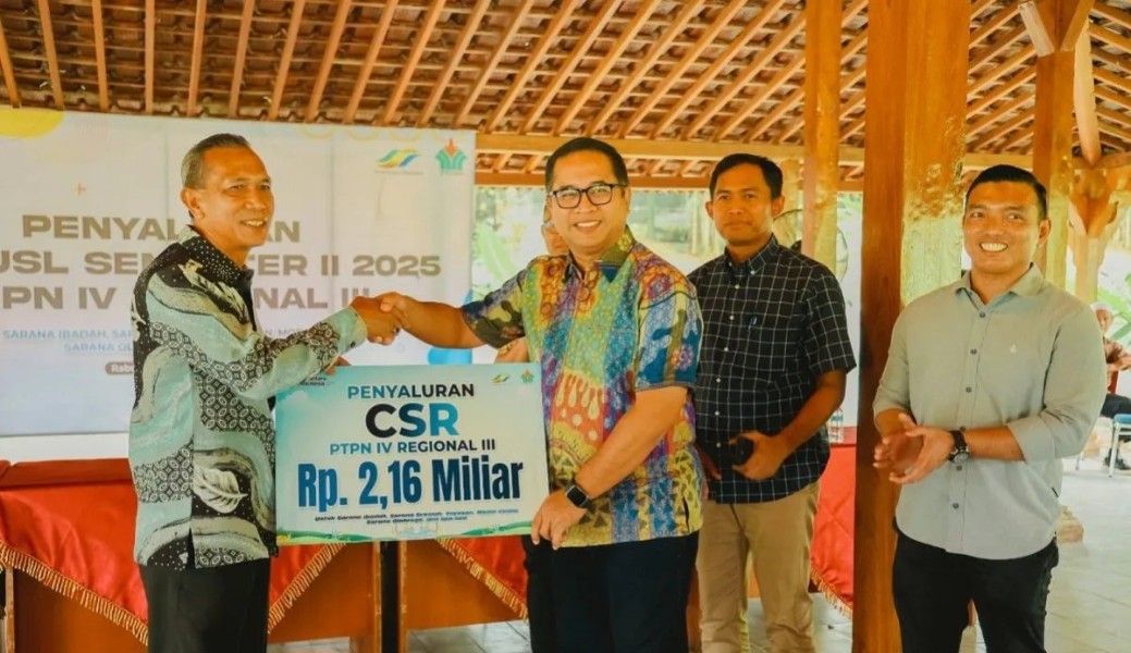TJSL PTPN IV Regional III Perkuat UMKM Ayam Petelur Penopang Ketahanan Pangan Lokal