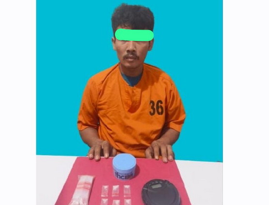 Pria di Pelalawan Ditangkap Saat Transaksi Sabu