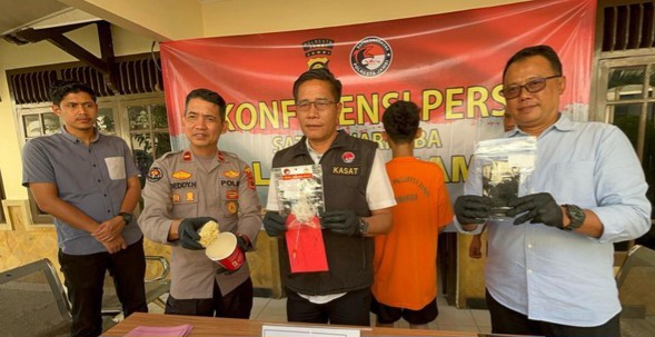 PNS di Siak Ditangkap saat Tunggu Pembeli Sabu, Polisi Amankan Barang Bukti 4,62 Gram