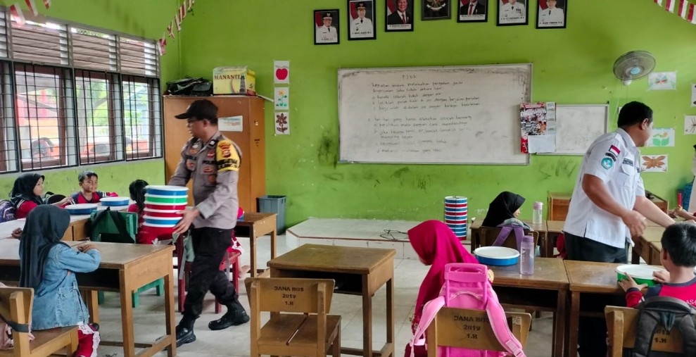 Asta Cita Presiden RI, MBG Sentuh Ratusan Pelajar di Pangkalan Kerinci Pelalawan