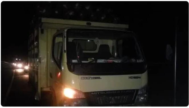 Diduga Berbuat Mesum dalam Truk, Sejoli Muda-mudi Diamankan Warga Kuansing