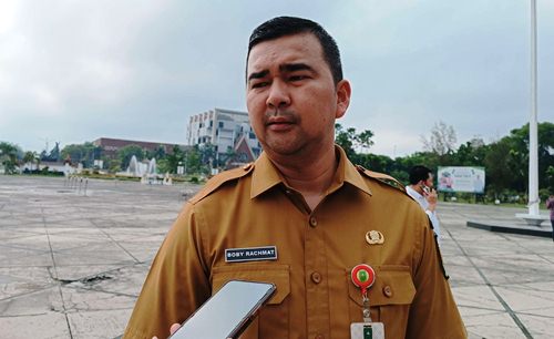 Pelayanan Lumpuh Total, Kadisnakertrans Boby Pertimbangkan Pindah Kantor