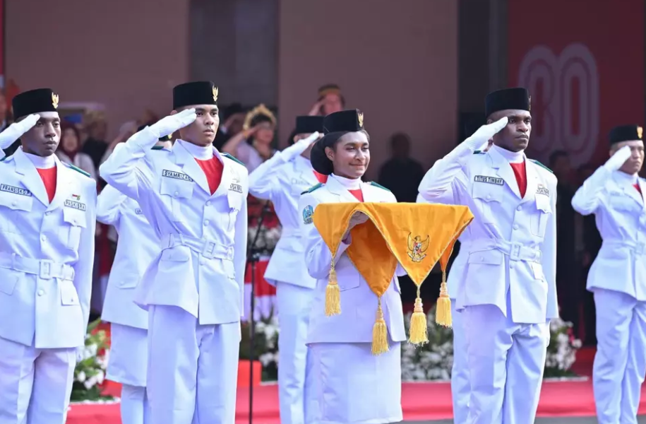 Siswi Sekolah Rakyat Berbagi Pengalaman Jadi Paduan Suara di Istana