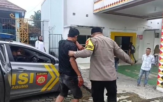 Pria di Lampung Tusuk Dada Istrinya dengan Pisau, Pelaku Ditangkap