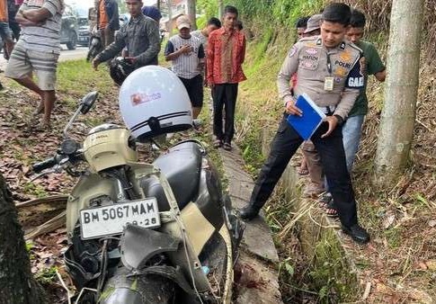 Diduga Korban Kecelakaan, 2 Remaja Asal Rokan Hulu Riau Ditemukan Tewas di Parit Jalan Lintas Padang - Solok Sumbar
