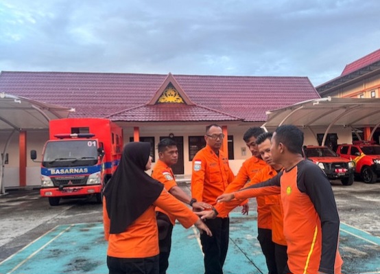 Terjun ke Sungai karena Sampan Bocor, Pria di Koto Gasib Dilaporkan Hilang