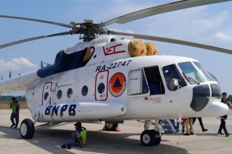 Empat Heli Water Bombing Riau Ditarik ke Home Base