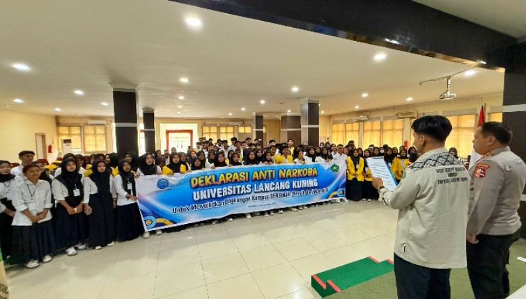 136 Mahasiswa Unilak Deklarasi Anti Narkoba di Hadapan BNN Pekanbaru