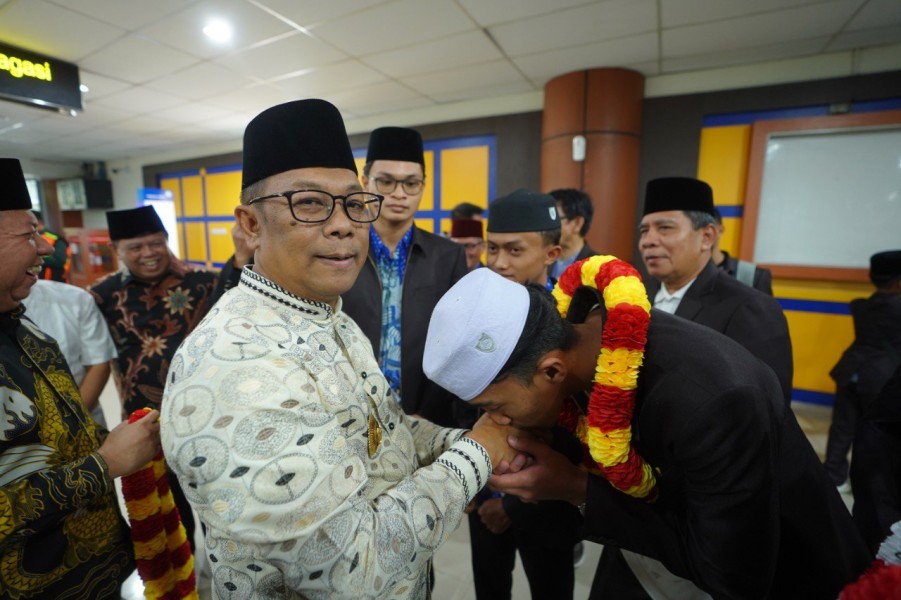 Pj Gubri Bangga Riau Raih Prestasi di MTQ Nasional 2024