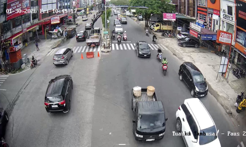 Dishub Pekanbaru Tambah Dua Lampu Jalan di Simpang Tuanku Tambusai–Paus