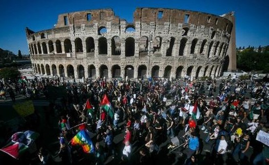 Gelombang Demo di Eropa Tuntut Aktivis Global Sumud Flotilla Dibebaskan
