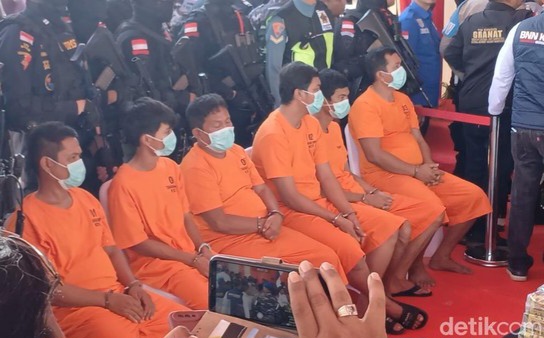 Penyelundupan 2 Ton Sabu Kembali Digagalkan di Kepri, 2 WNA-4 WNI Ditangkap