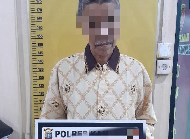Kekek 66 Tahun di Tambang Ini Cabuli Cucu Tirinya, Kini Mendekam di Penjara Polres Kampar