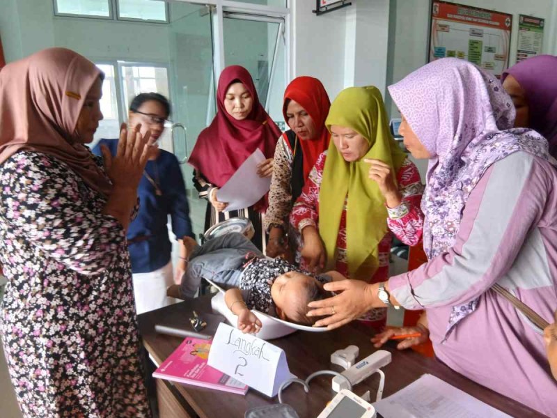 Asian Agri dan Tanoto Foundation Perkuat Kapasitas Kader Posyandu Cegah Stunting di Pelalawan