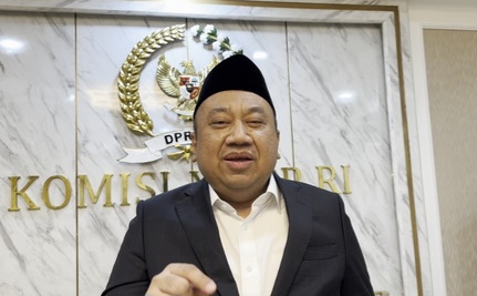 Pimpinan Komisi X DPR Minta Pemerintah Gratiskan Pendidikan SD-SMP