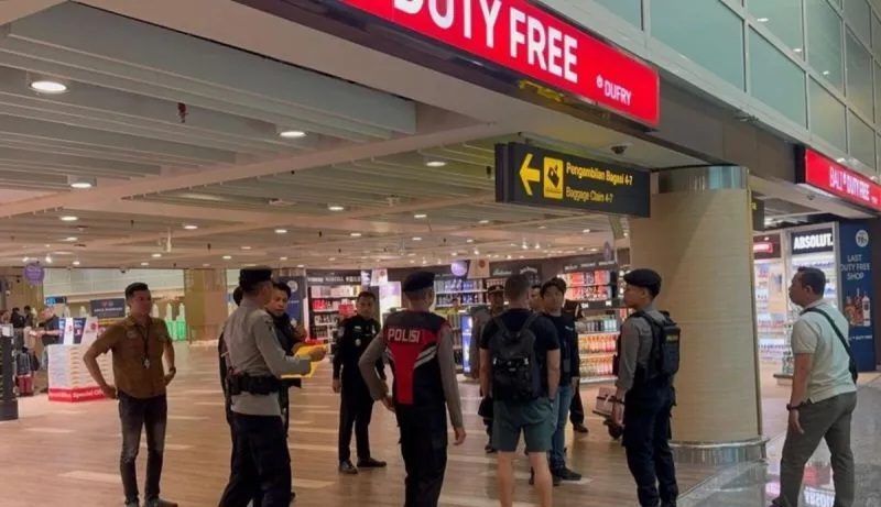 Imigrasi Bali Hentikan Pelarian buron Interpol Asal Inggris