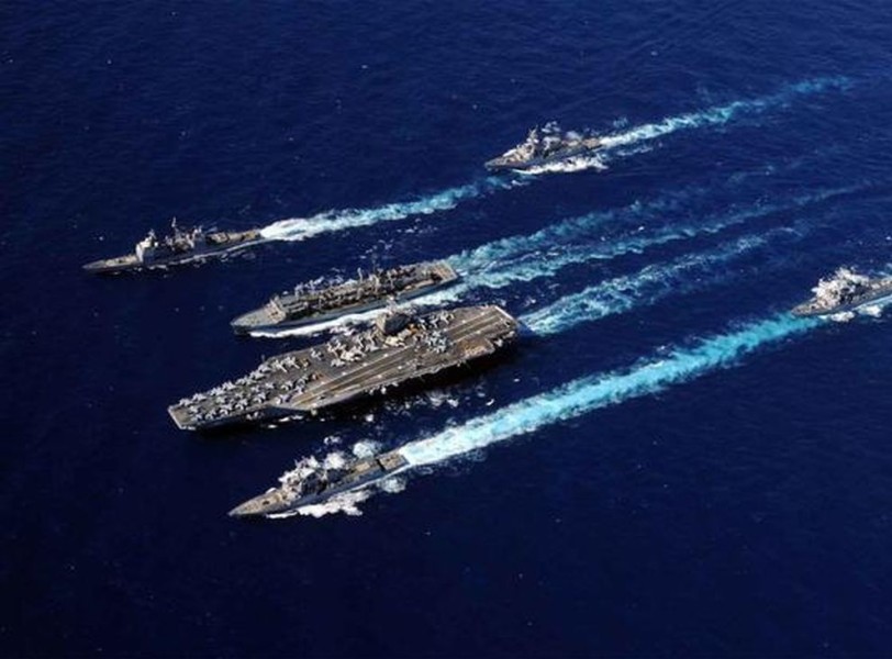 AS Kerahkan 16 Ribu Tentara, 8 Kapal Perang ke Dekat Venezuela