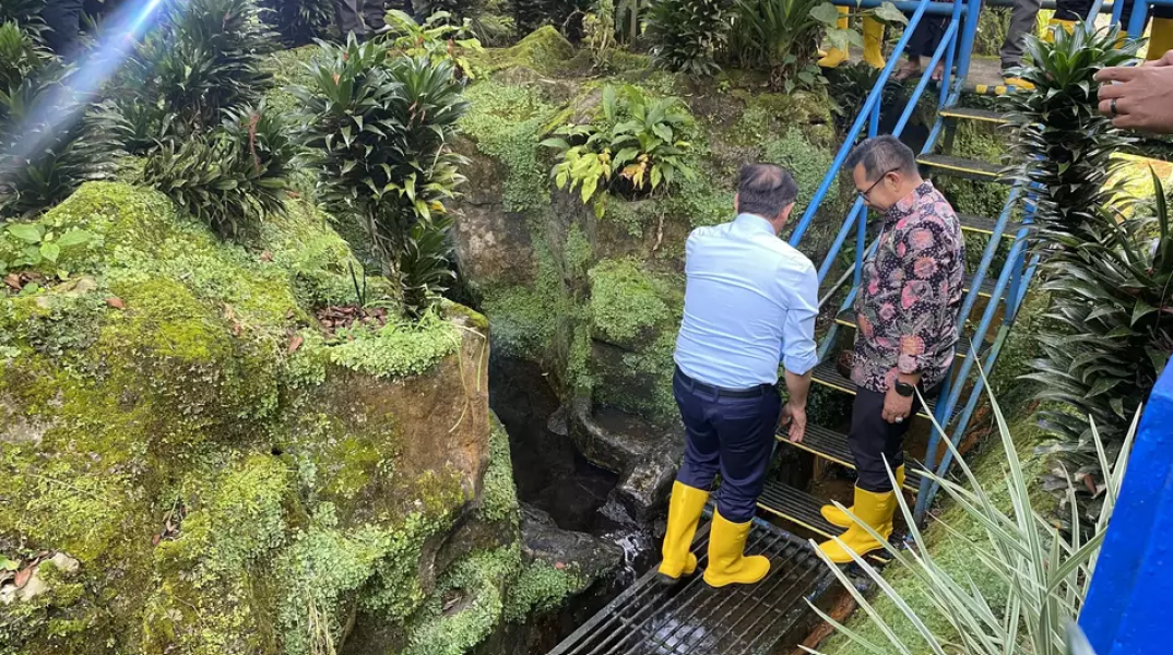 Sidak Brantas, Menteri LH Ungkap Sungai Sudah Tercemar Berat