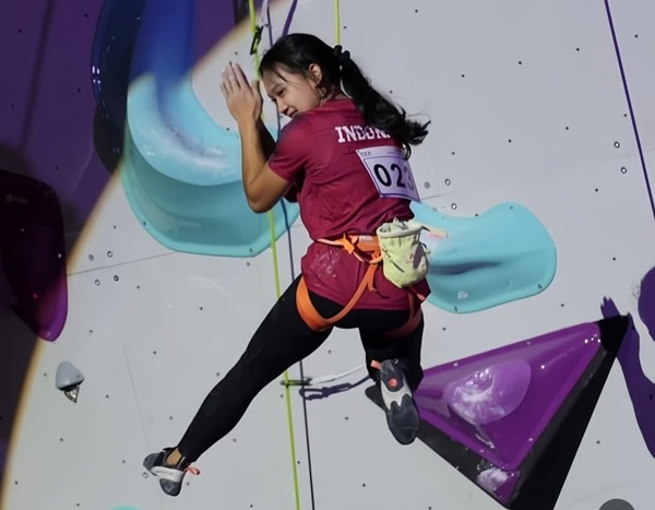 Dari Panjat Pagar Rumah, Alma Ariella Kini Membidik Prestasi di Olimpiade