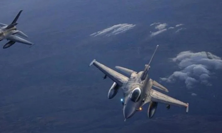 Pakistan Serang Tangki Bahan Bakar Maskapai Kam Air di Bandara Kandahar, Afghanistan