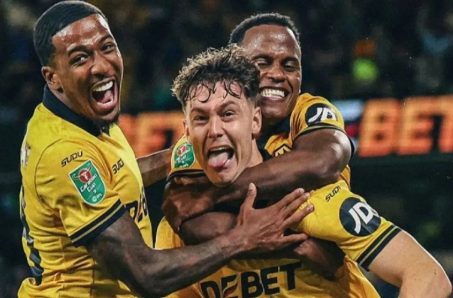 Wolves Melesat ke Putaran Tiga, Kejutan! Bournemouth dan West Ham Tumbang