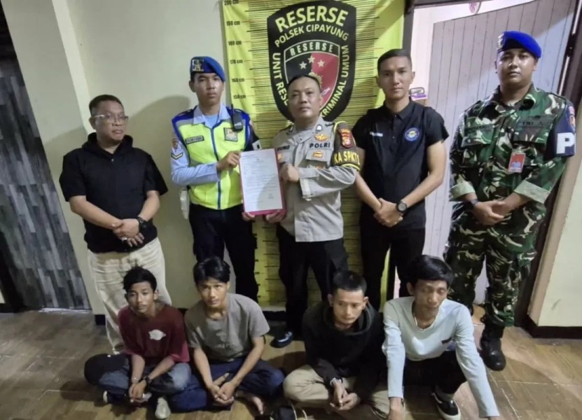 Satpom Tangkap 4 Orang Lakukan  Transaksi Tramadol di Halim Perdanakusuma