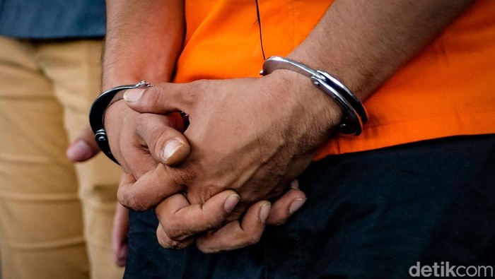 Pria Asal Sumut Bawa 24 Kg Ganja Ditangkap di Lampung