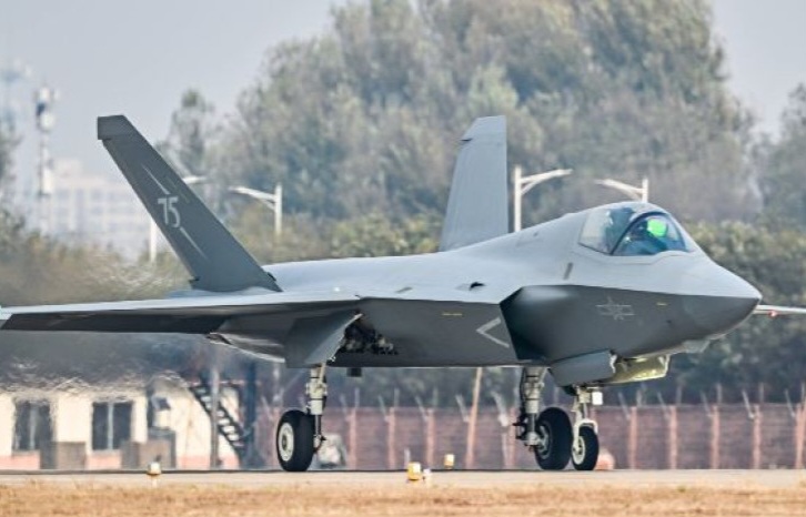 KSAU Mesir Isyaratkan Minat pada Jet Tempur J-35 China