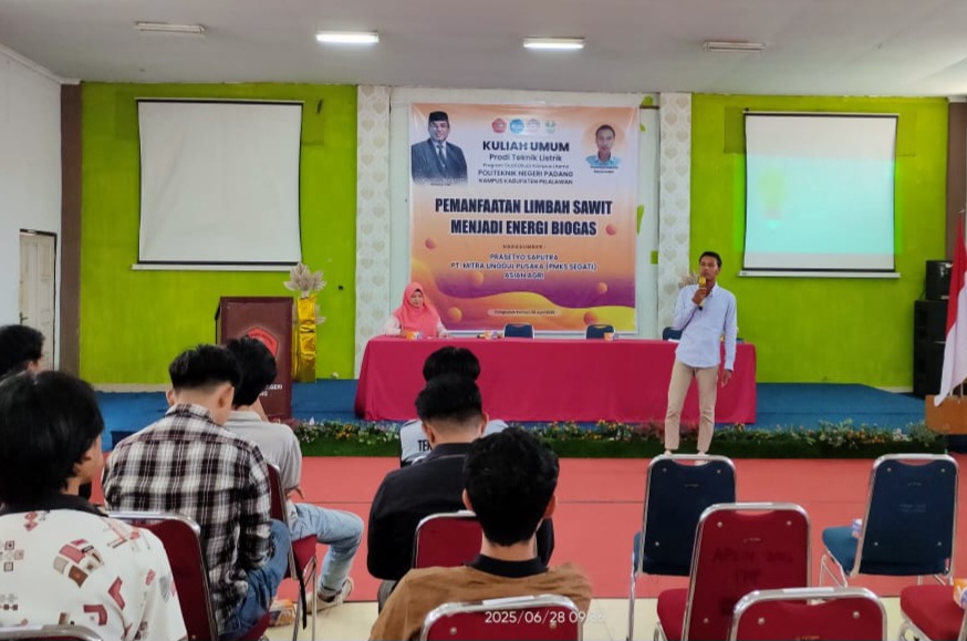 Dihadiri Mahasiswa D3 Teknik Listrik, PSDKU Pelalawan Gelar Kuliah Umum Pemanfaatan Limbah Sawit Jadi Energi Biogas