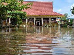 Dampak Banjir 6 Sekolah di Riau, Siswa Belajar Daring