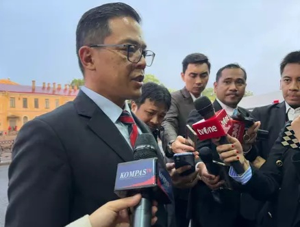 Menlu: 380 WNI di Iran dalam Kondisi Terancam!