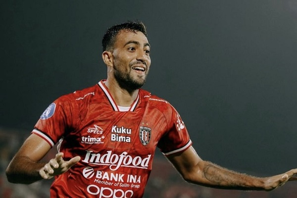 Everton Nascimento Cetak Gol di Bali United FC  3-2