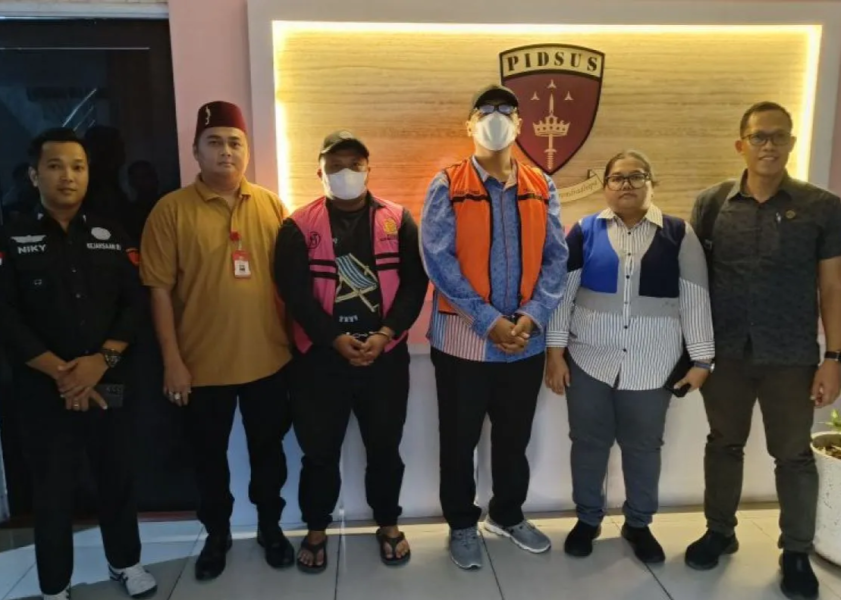 Mantan Ketua LAMR Pekanbaru Ditahan Jaksa Atas Dugaan Korupsi