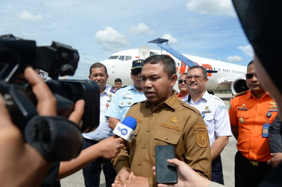 Penerbangan Langsung Pekanbaru-Jeddah Permudah Jemaah Umrah, Gubri Lepas Keberangkatan Perdana