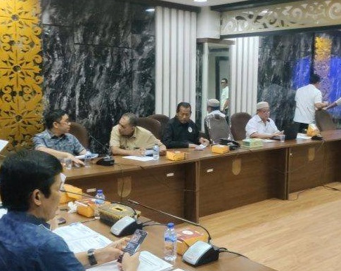 DPRD Pekanbaru Hentikan Pembangunan Swalayan Tak Berizin di Jalan Sudirman