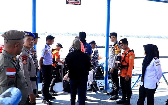 H+3 Idul Fitri 2026, Personel Gabungan Amankan Pelabuhan Tembilahan
