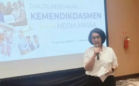 Kemendikdasmen Naikkan Anggaran Tunjangan Guru 2026 Jadi Rp 14,1 T