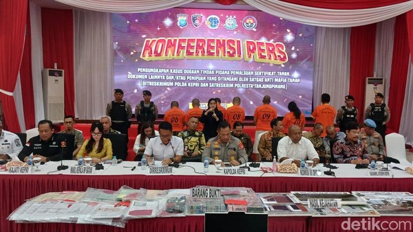 Polda Kepri Bongkar Sindikat Pemalsuan Sertifikat Tanah, 7 Pelaku Ditangkap