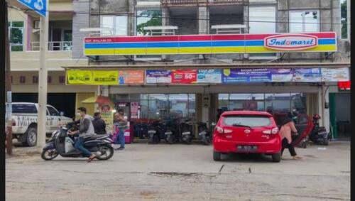 Pemko Pekanbaru Beri Sinyal Parkir Minimarket Berpotensi Gratis Kembali